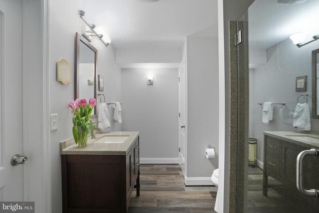 3963 GOSHEN DRIVE