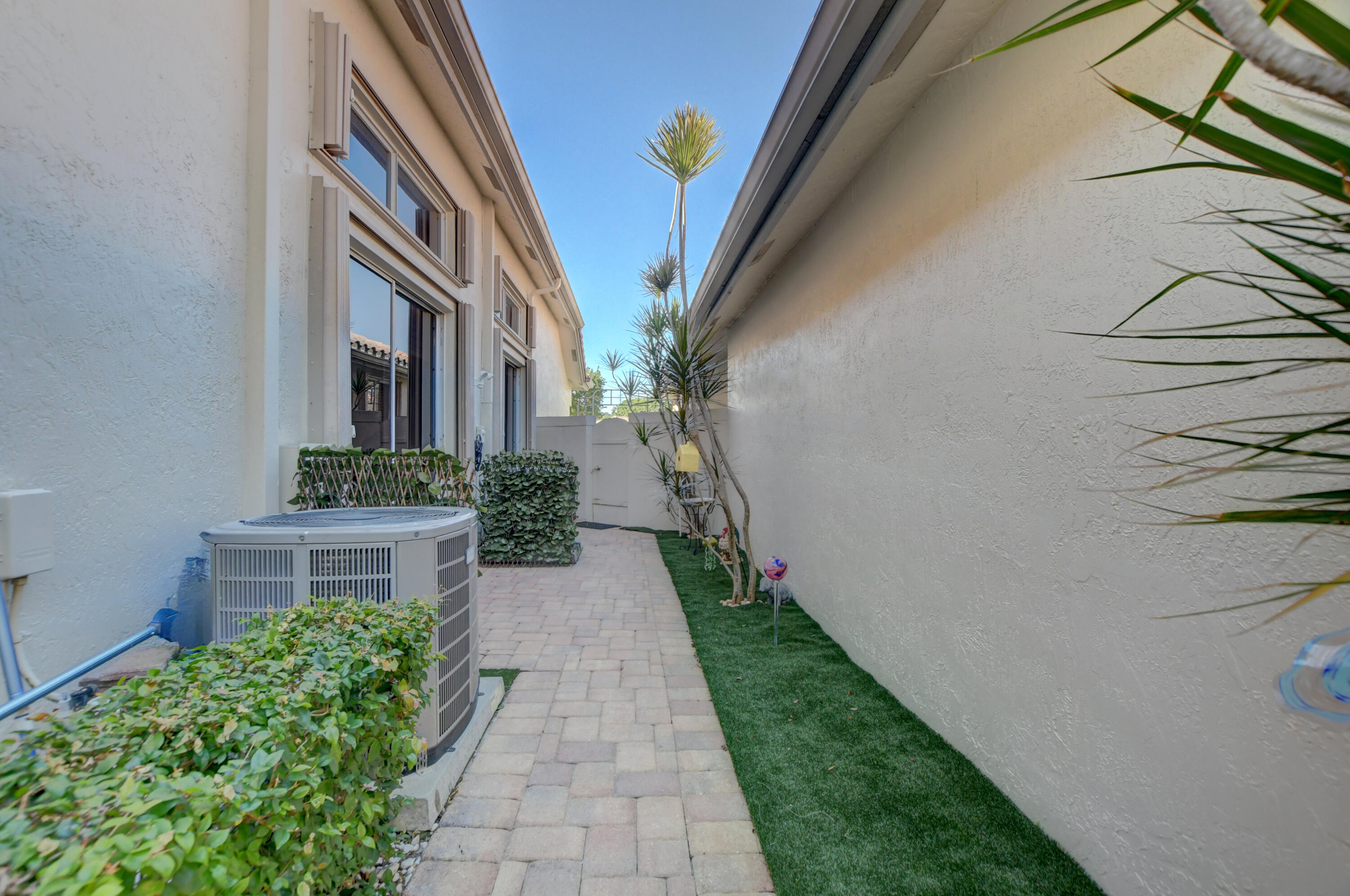 5350 NW 26th Circle