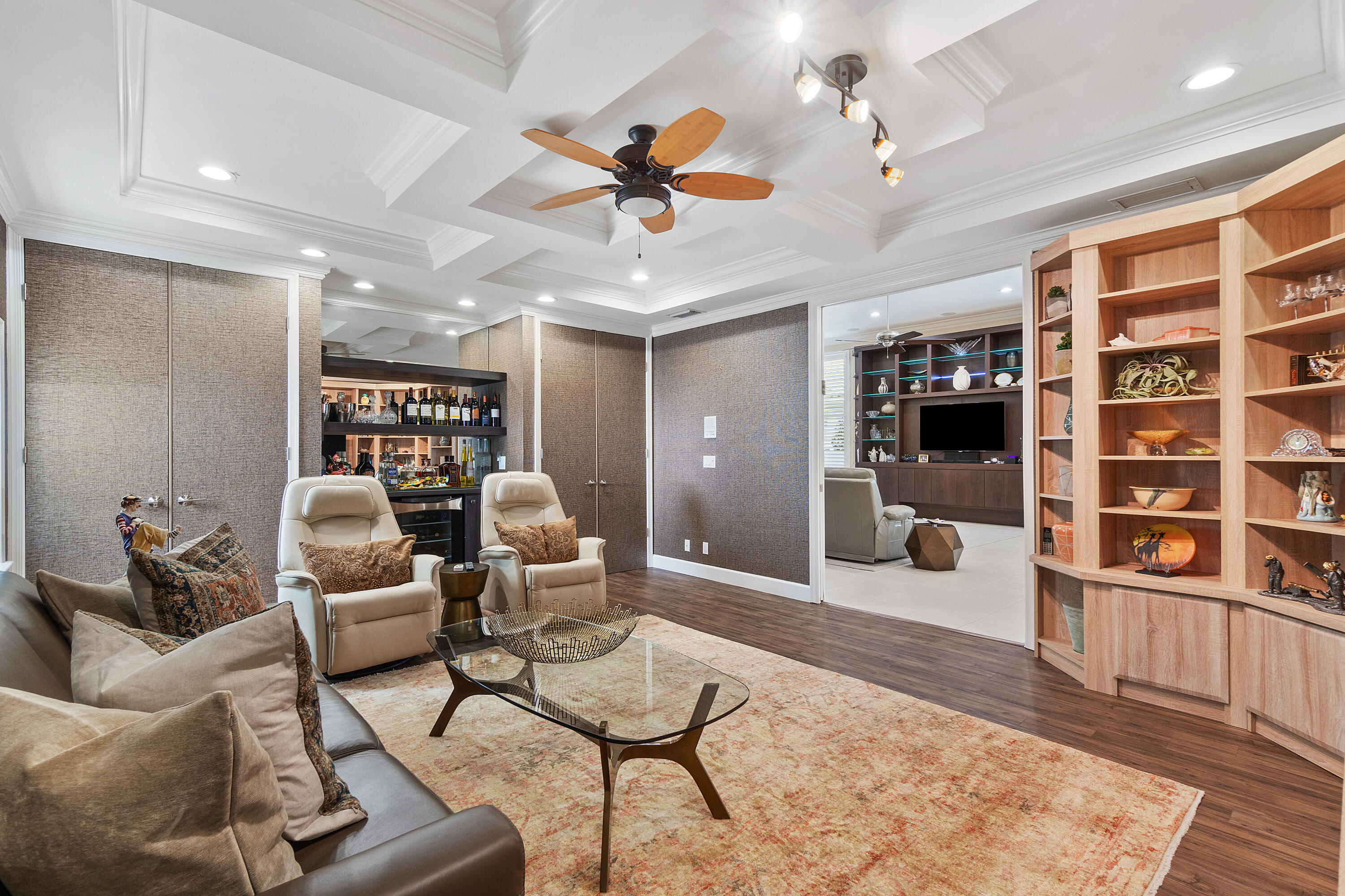 16137 Villa Vizcaya Place