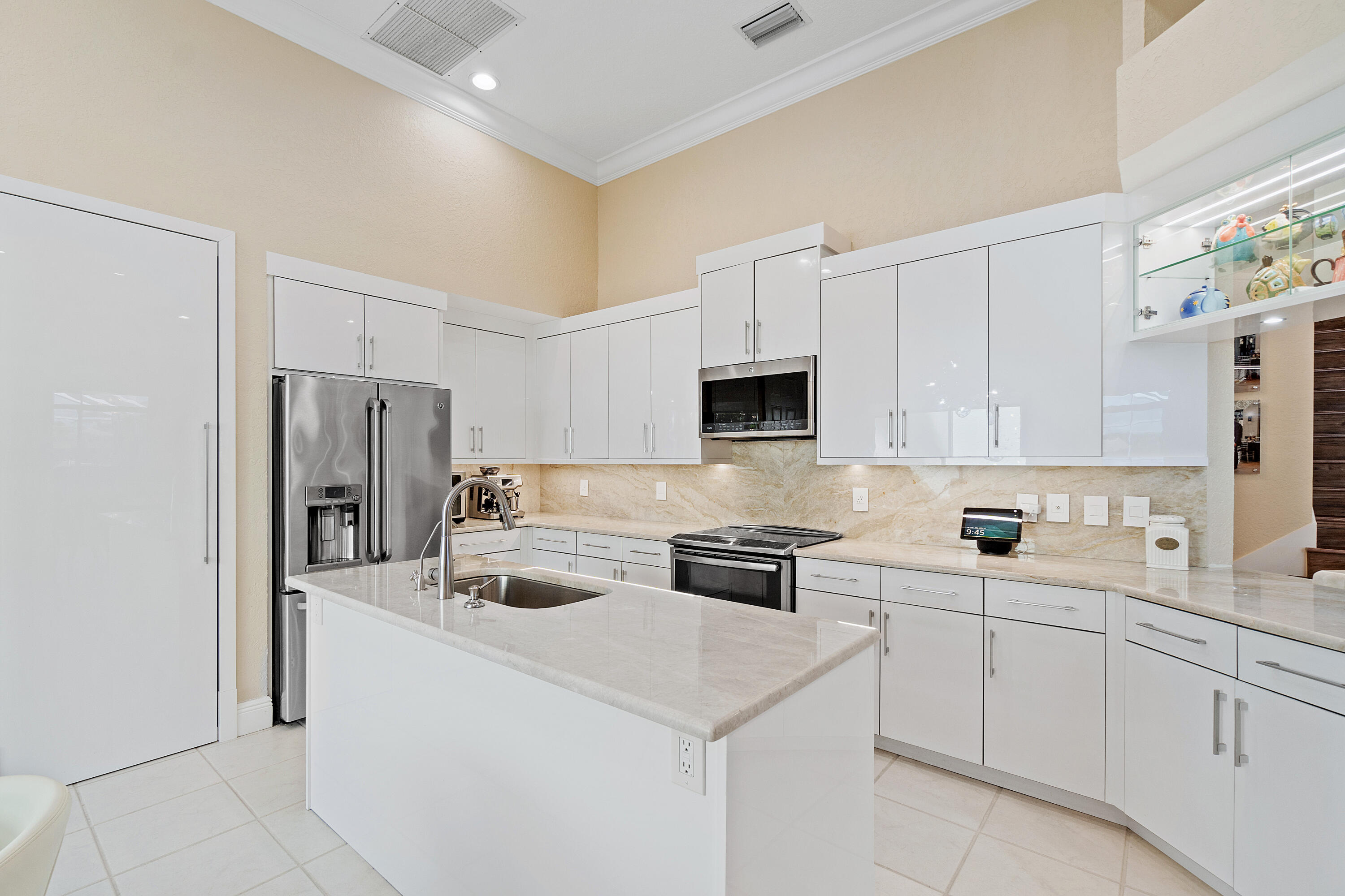 16137 Villa Vizcaya Place