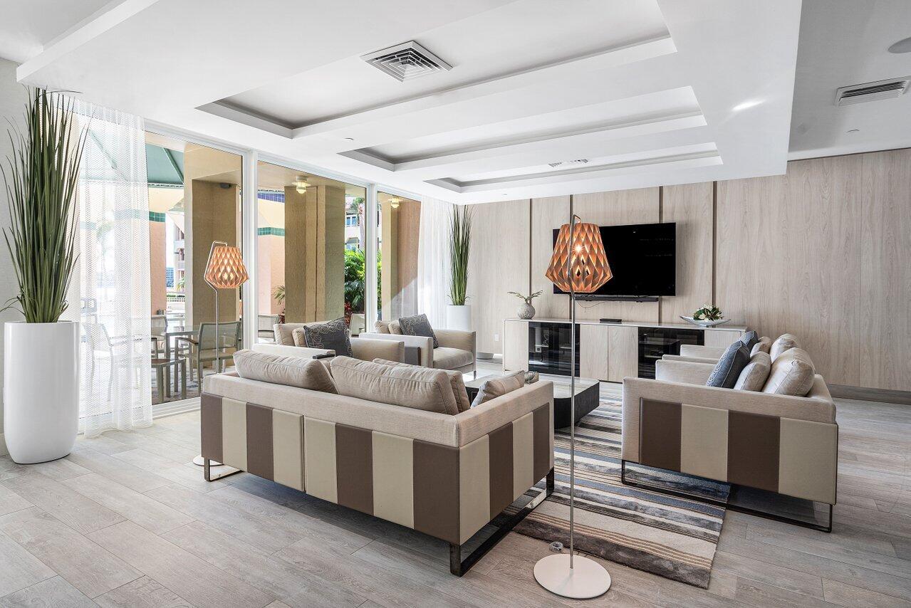 300 SE 5th Avenue Unit: 8080