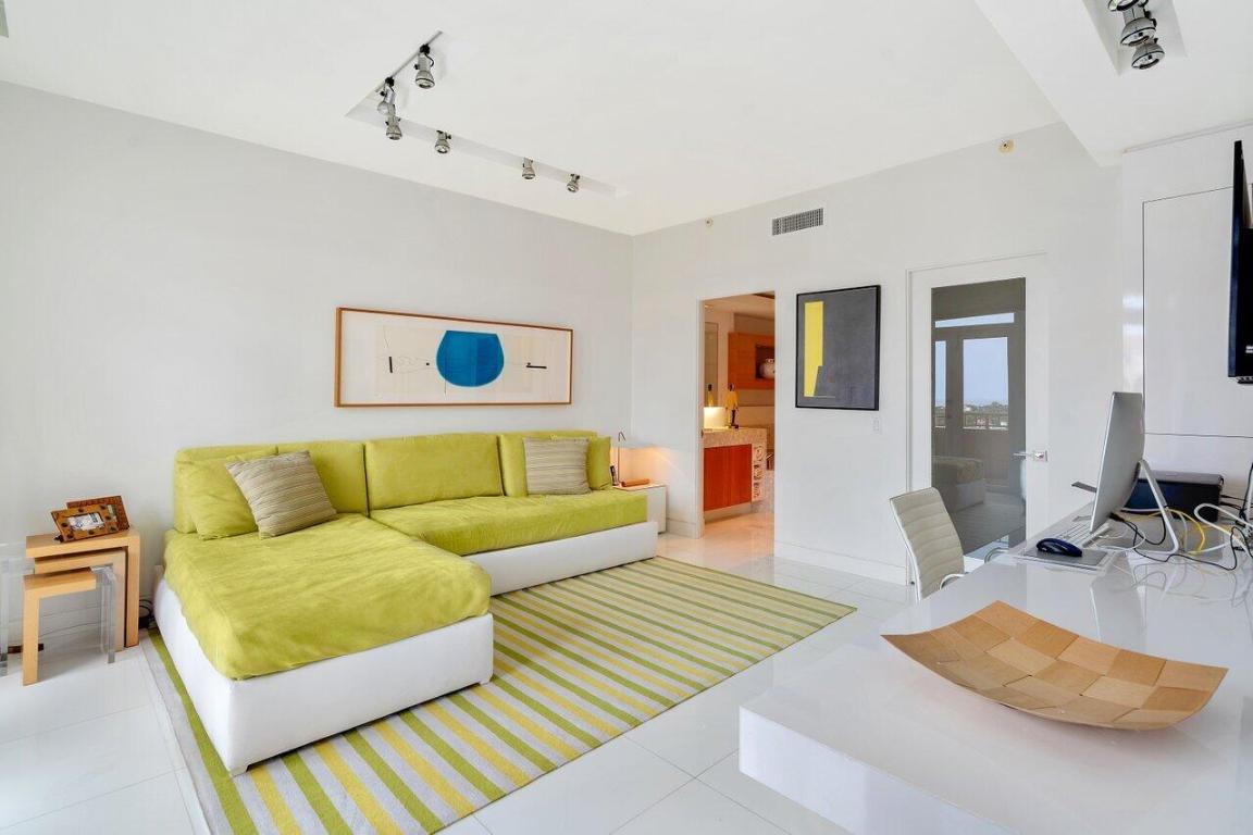 300 SE 5th Avenue Unit: 8080