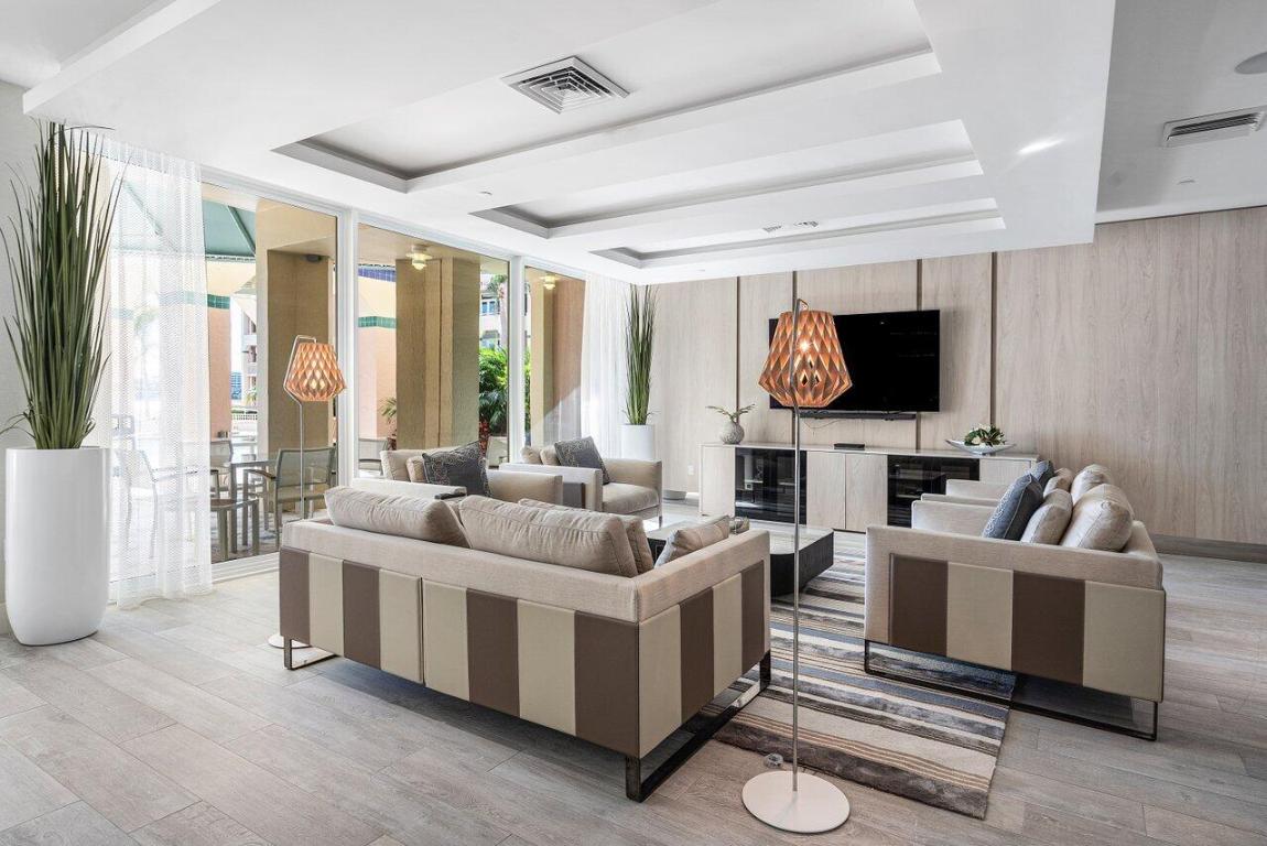 300 SE 5th Avenue Unit: 8080