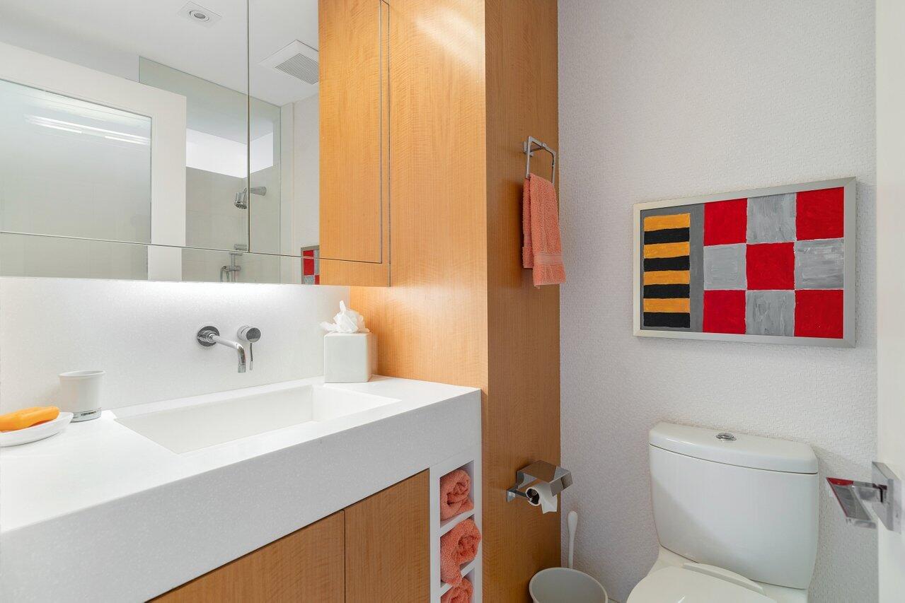 300 SE 5th Avenue Unit: 8080