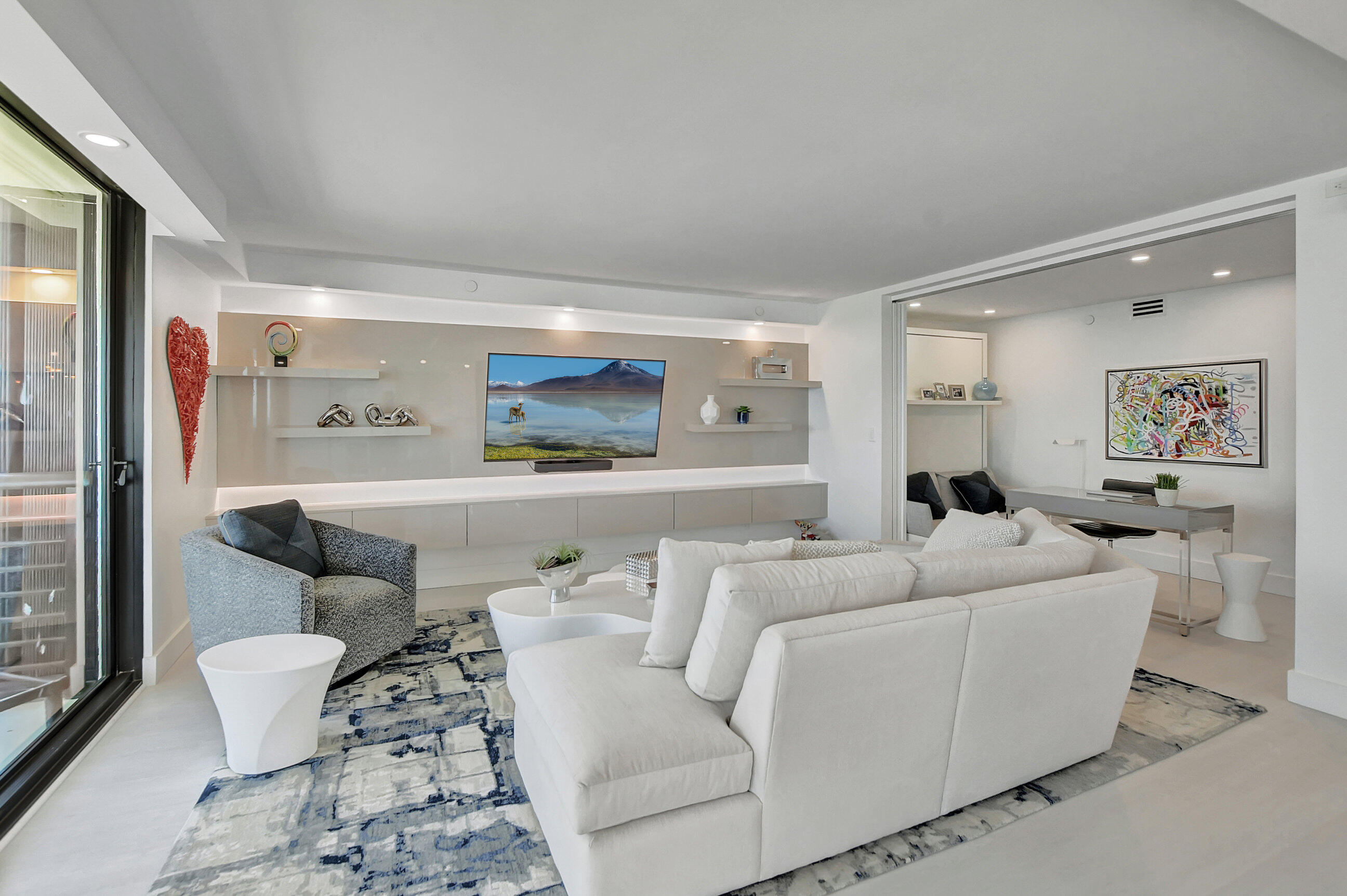 250 S Ocean Boulevard 3c