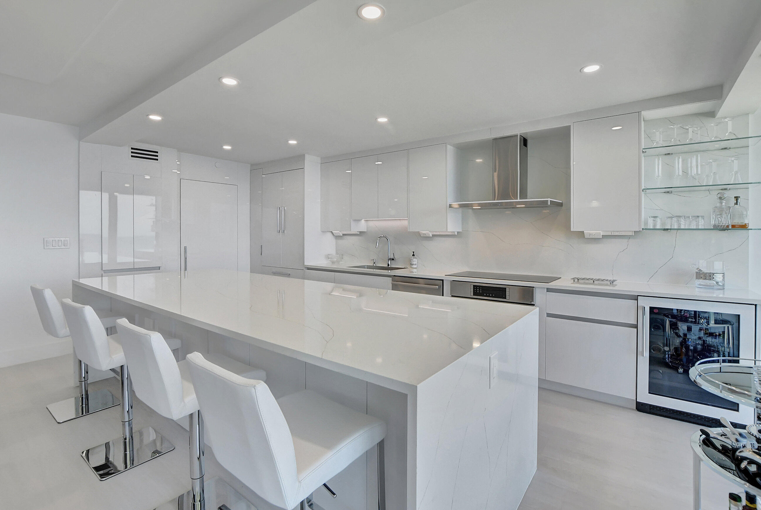250 S Ocean Boulevard 3c