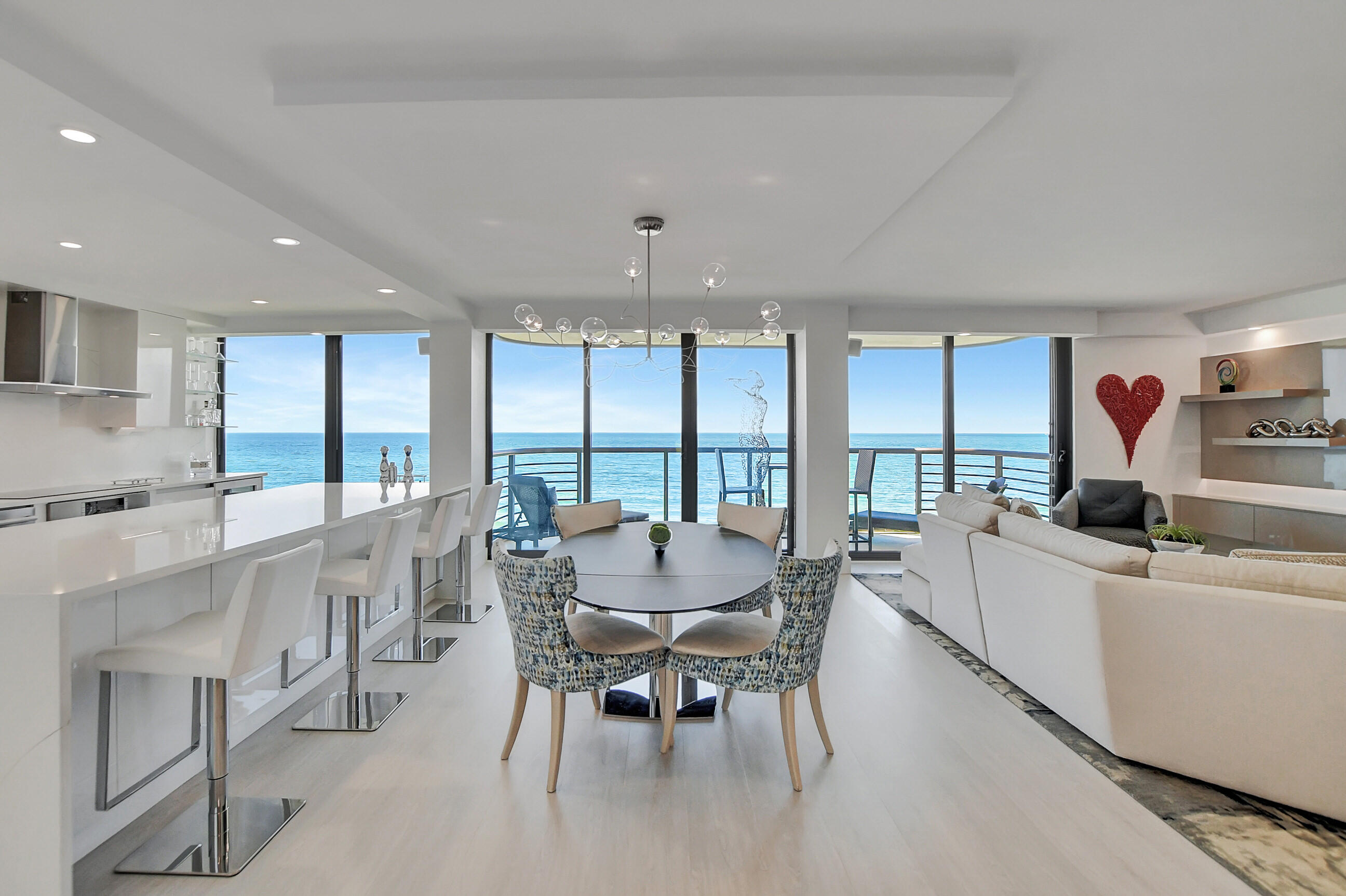 250 S Ocean Boulevard 3c