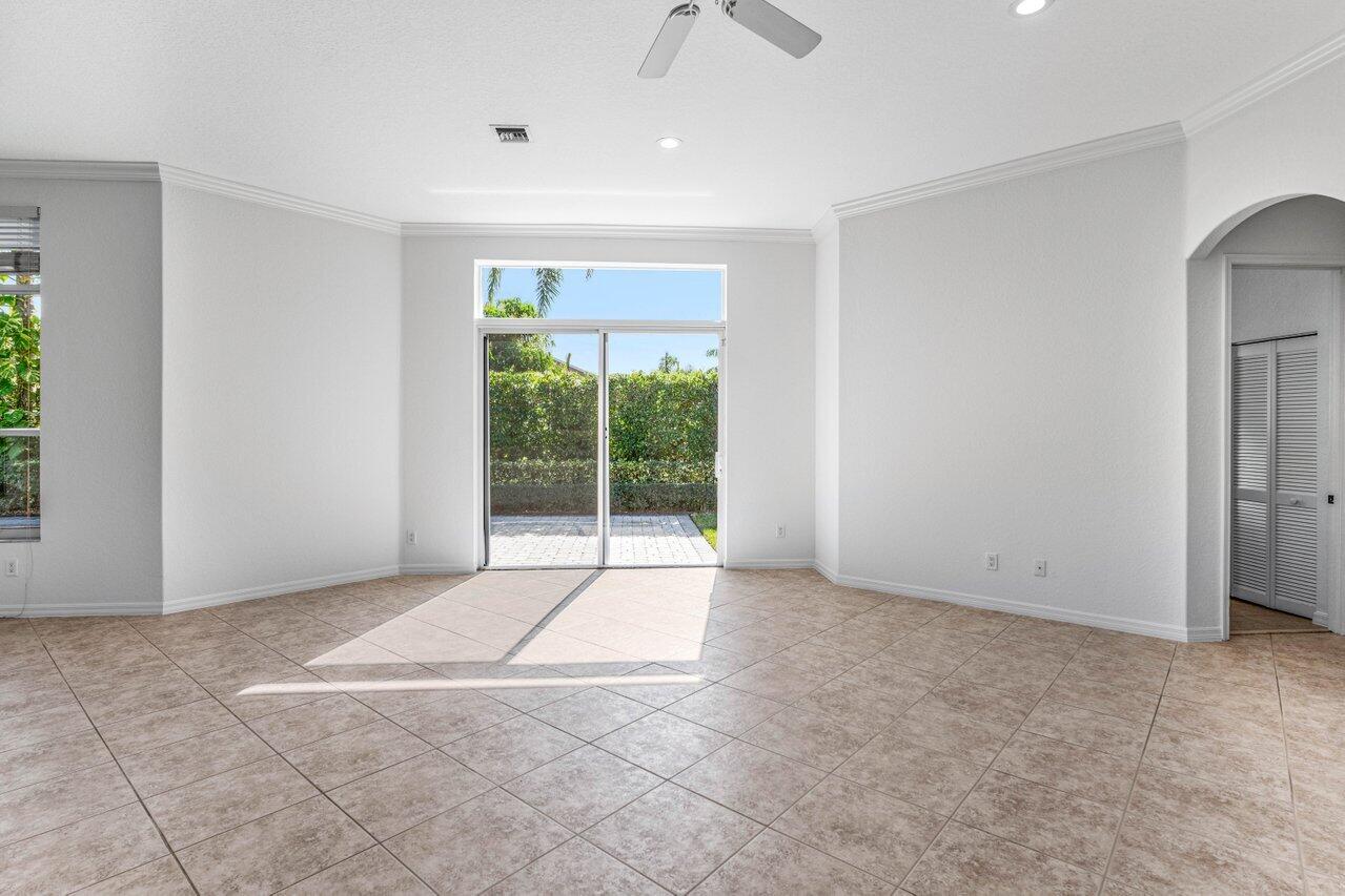 400 Rosewood Circle