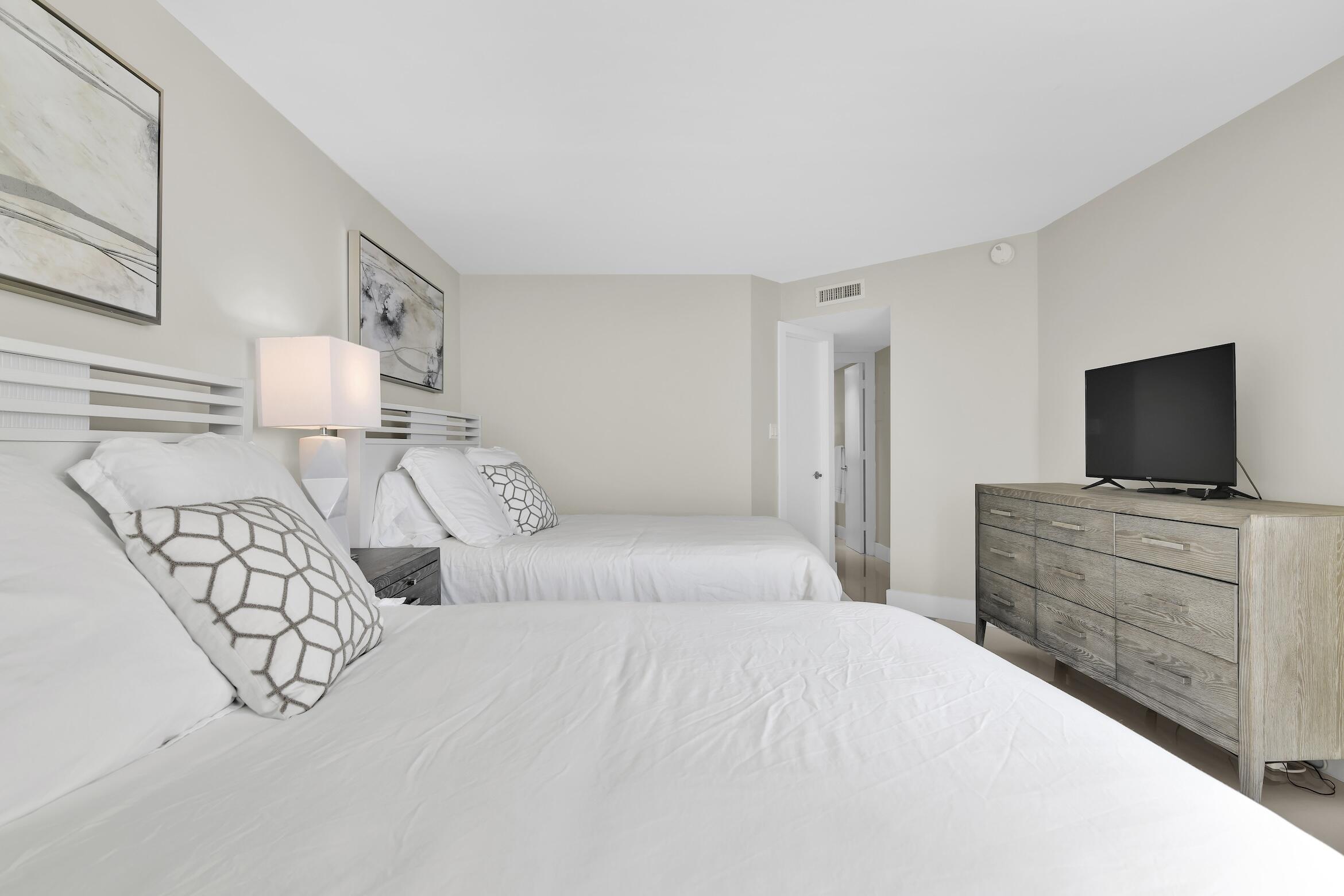 500 S Ocean Boulevard 1206