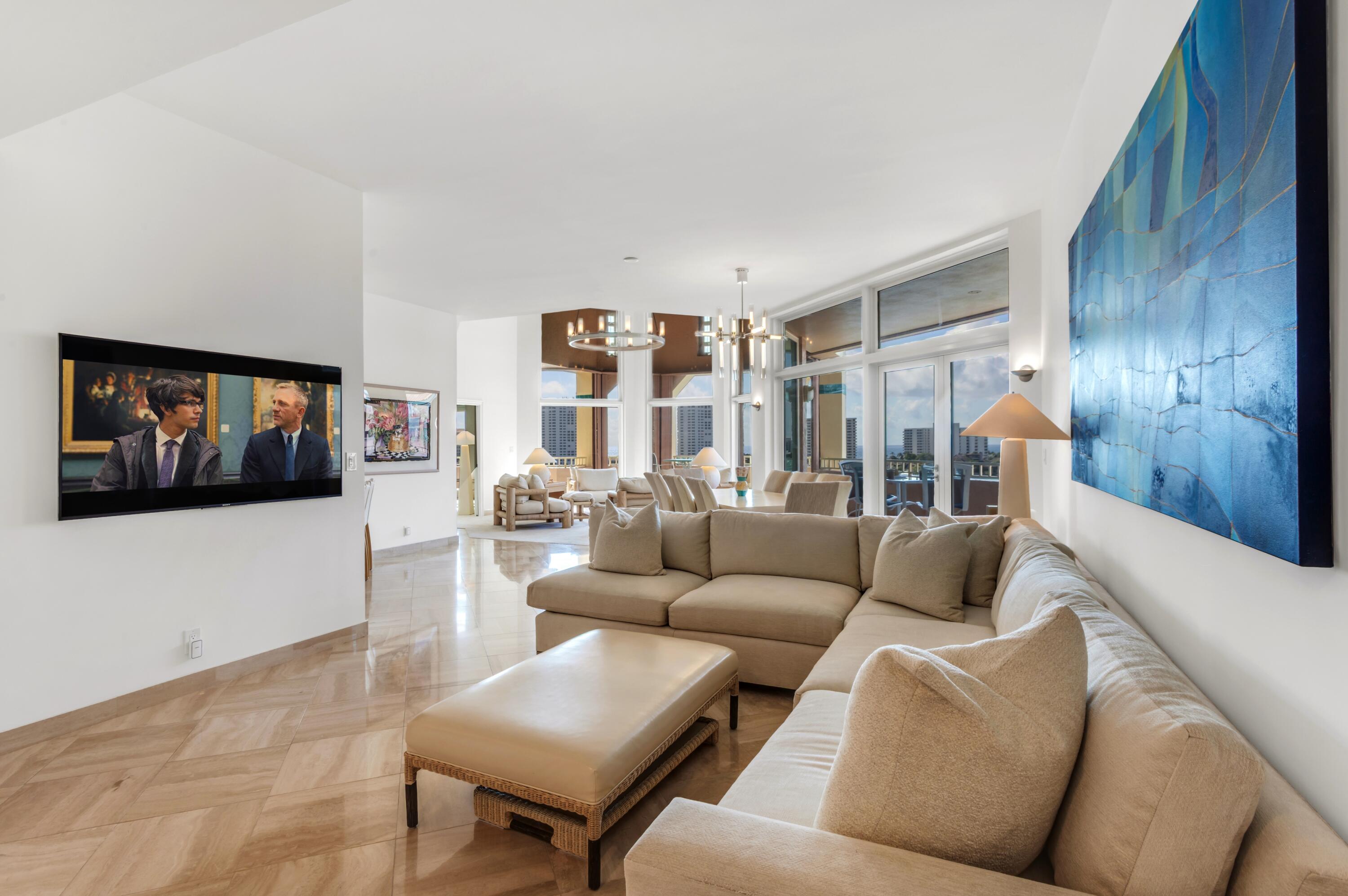 300 SE 5th Avenue 8060