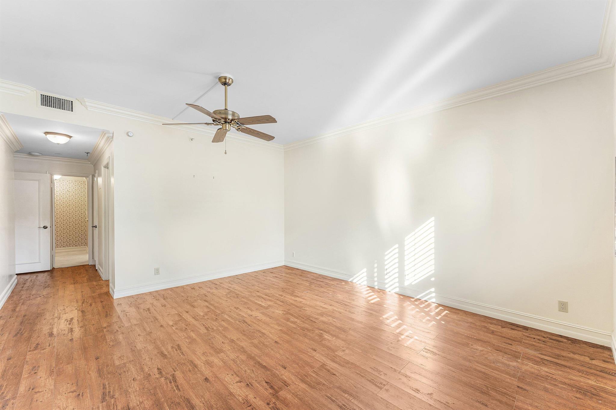 1155 Hillsboro Mile 109