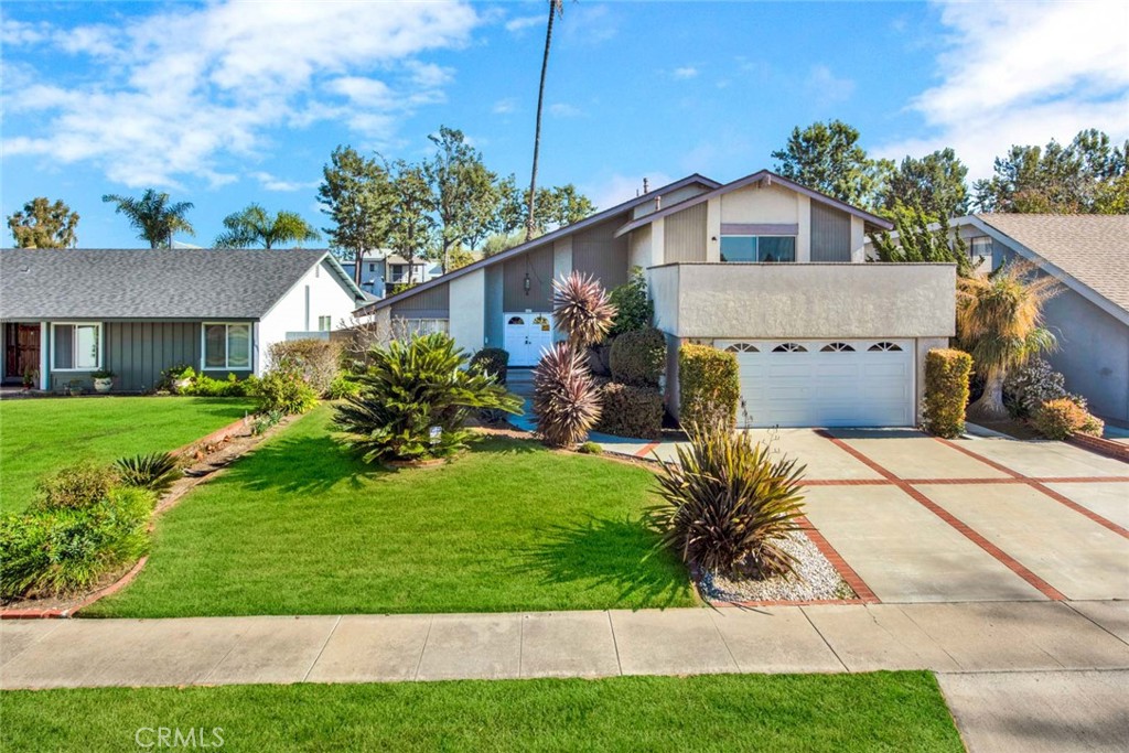 3121 S Sycamore Street