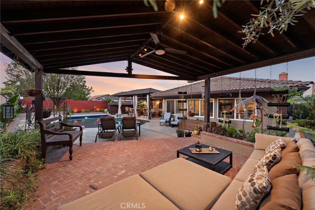 18439 Colville Street