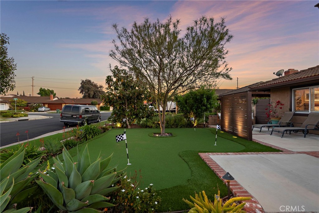 18439 Colville Street