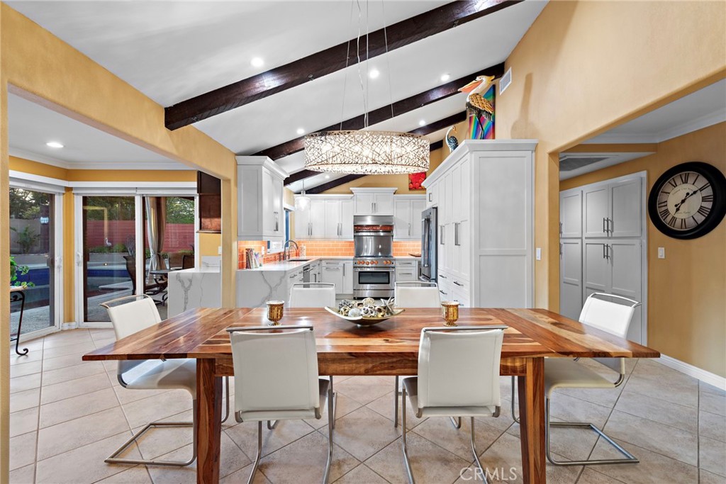 18439 Colville Street