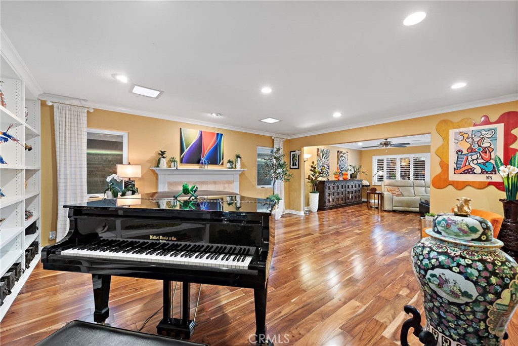 18439 Colville Street