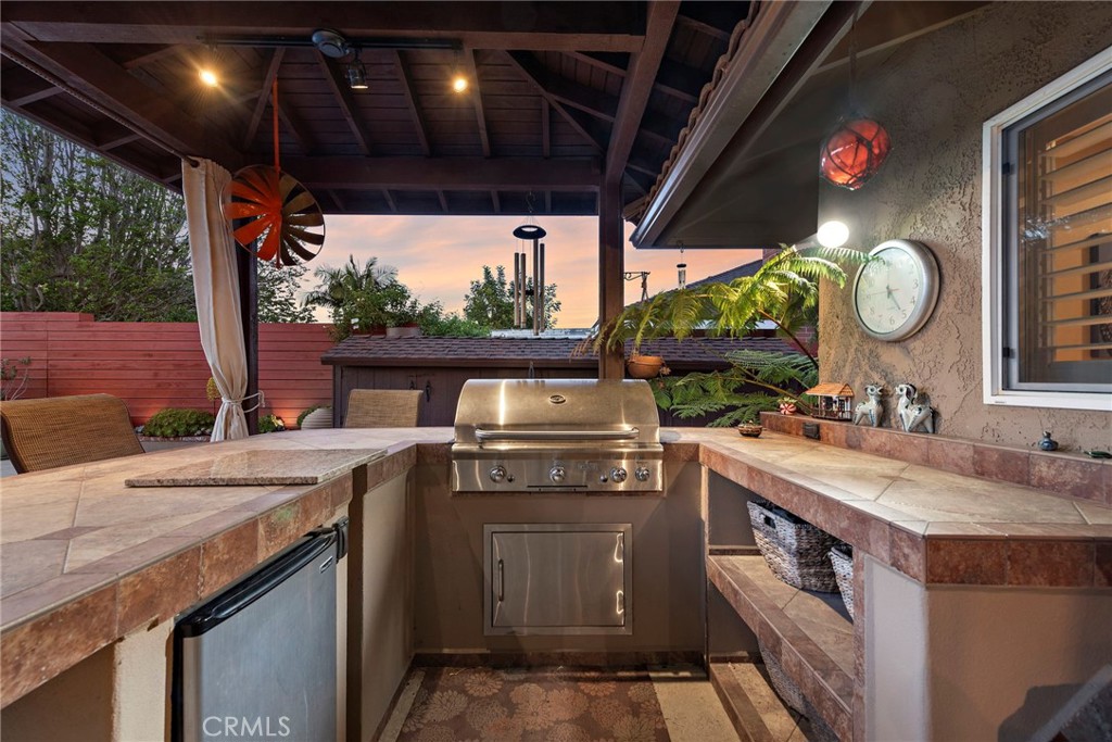 18439 Colville Street