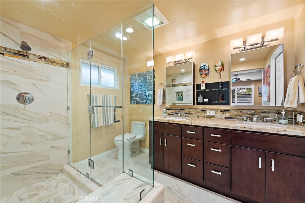 18439 Colville Street