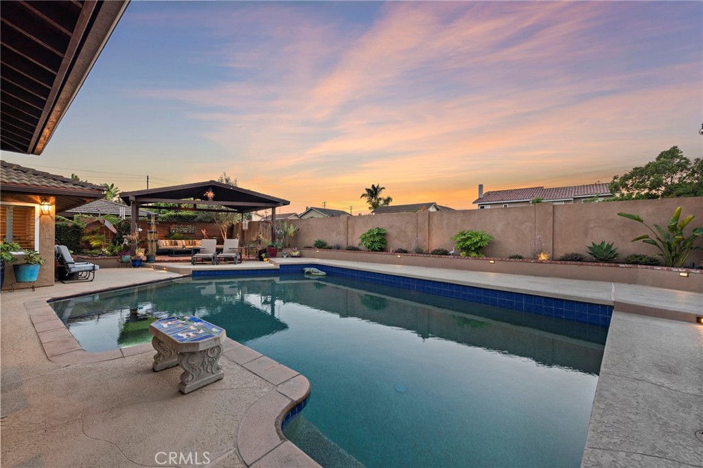 18439 Colville Street