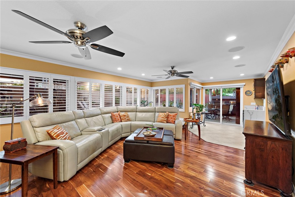 18439 Colville Street