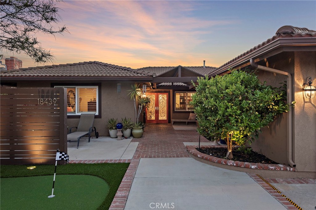 18439 Colville Street