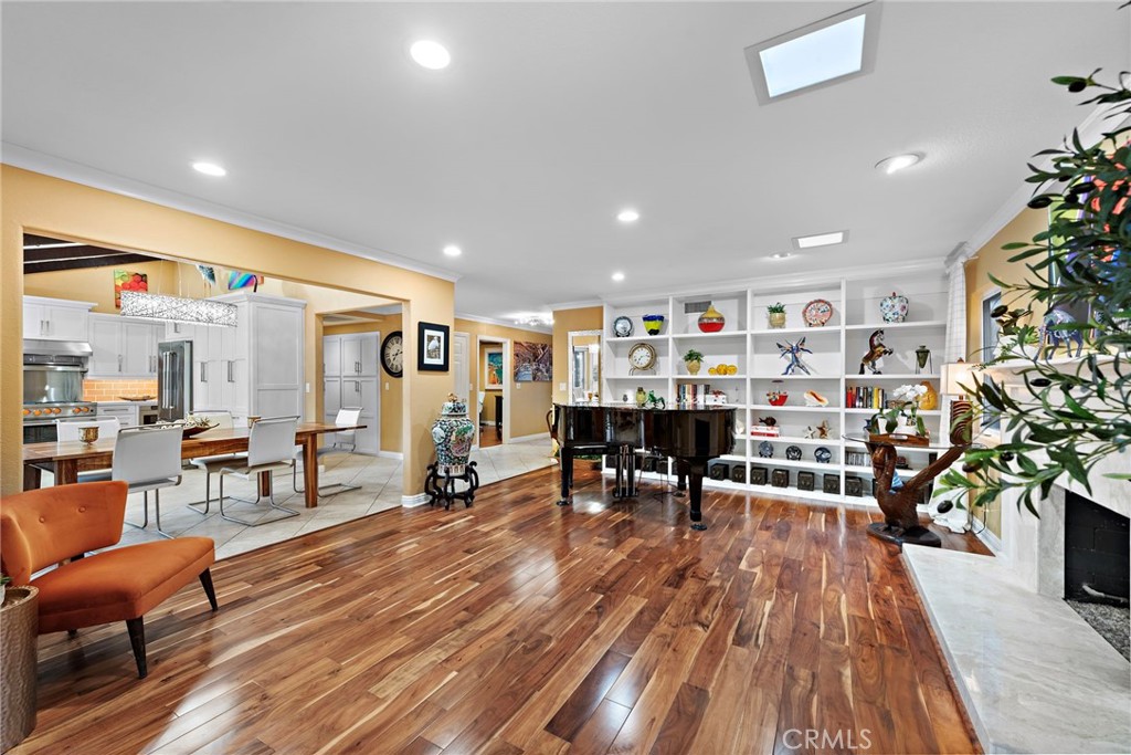 18439 Colville Street