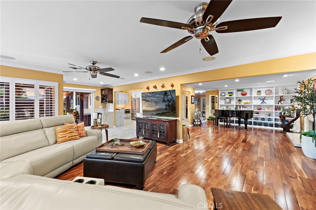 18439 Colville Street