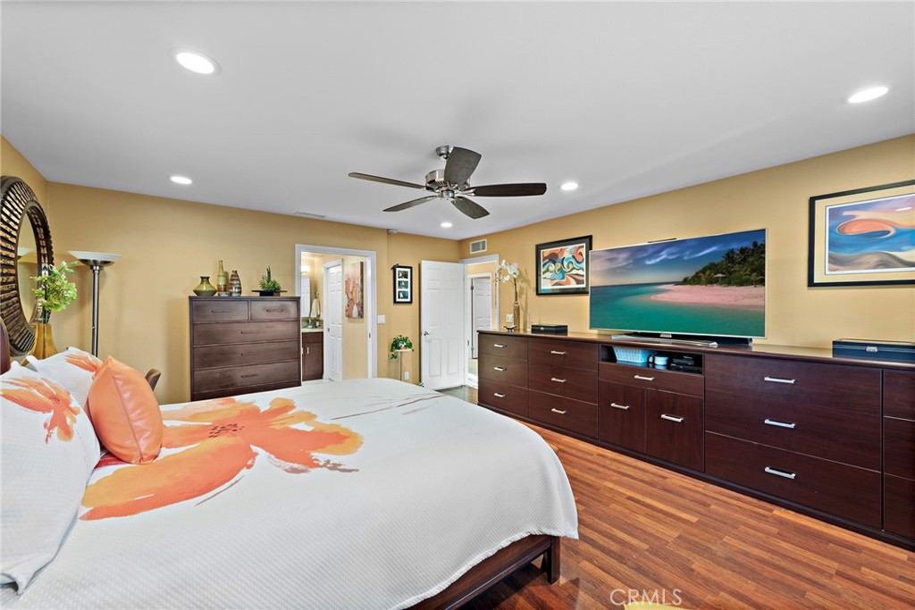 18439 Colville Street