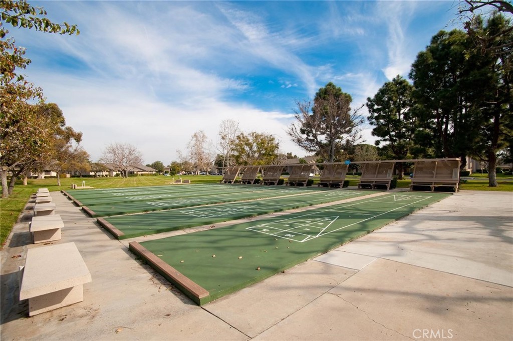 8605 Solano 1005-B