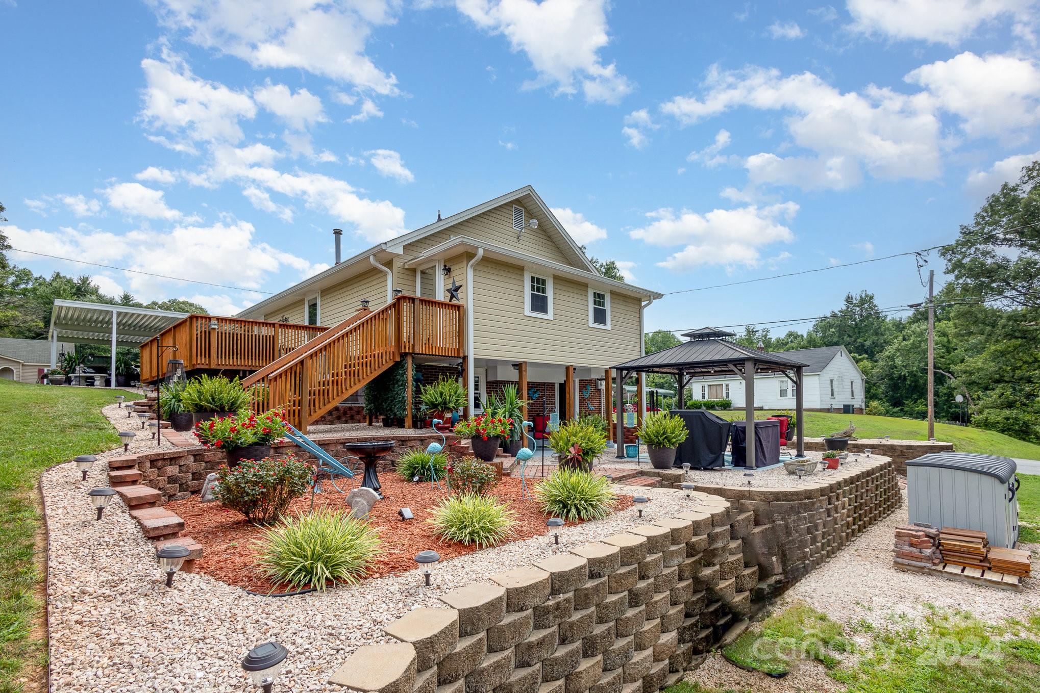 318 Westview Street