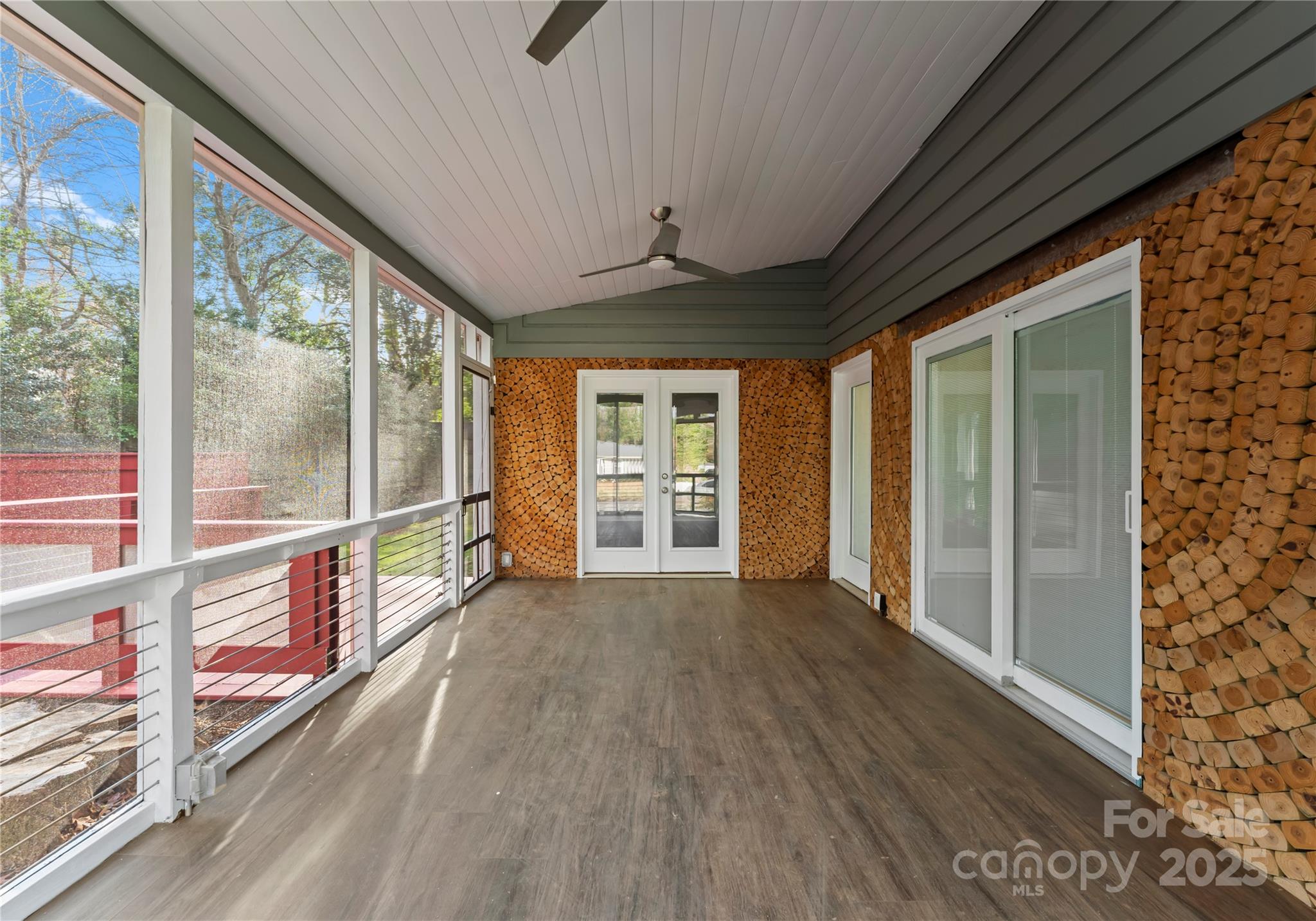 106 Wexford Court