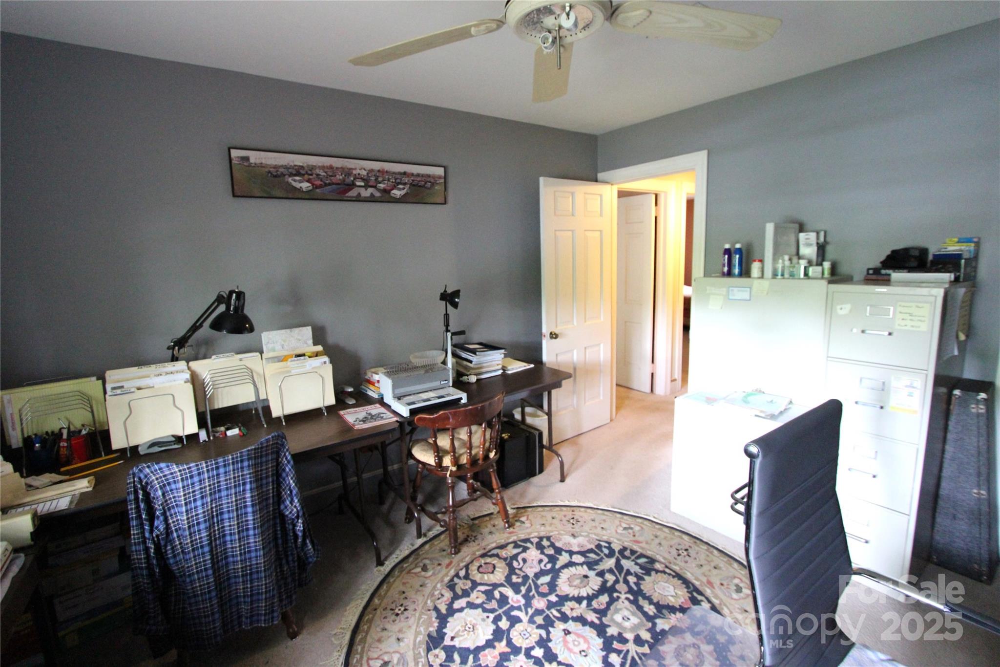 425 Roselawn Place