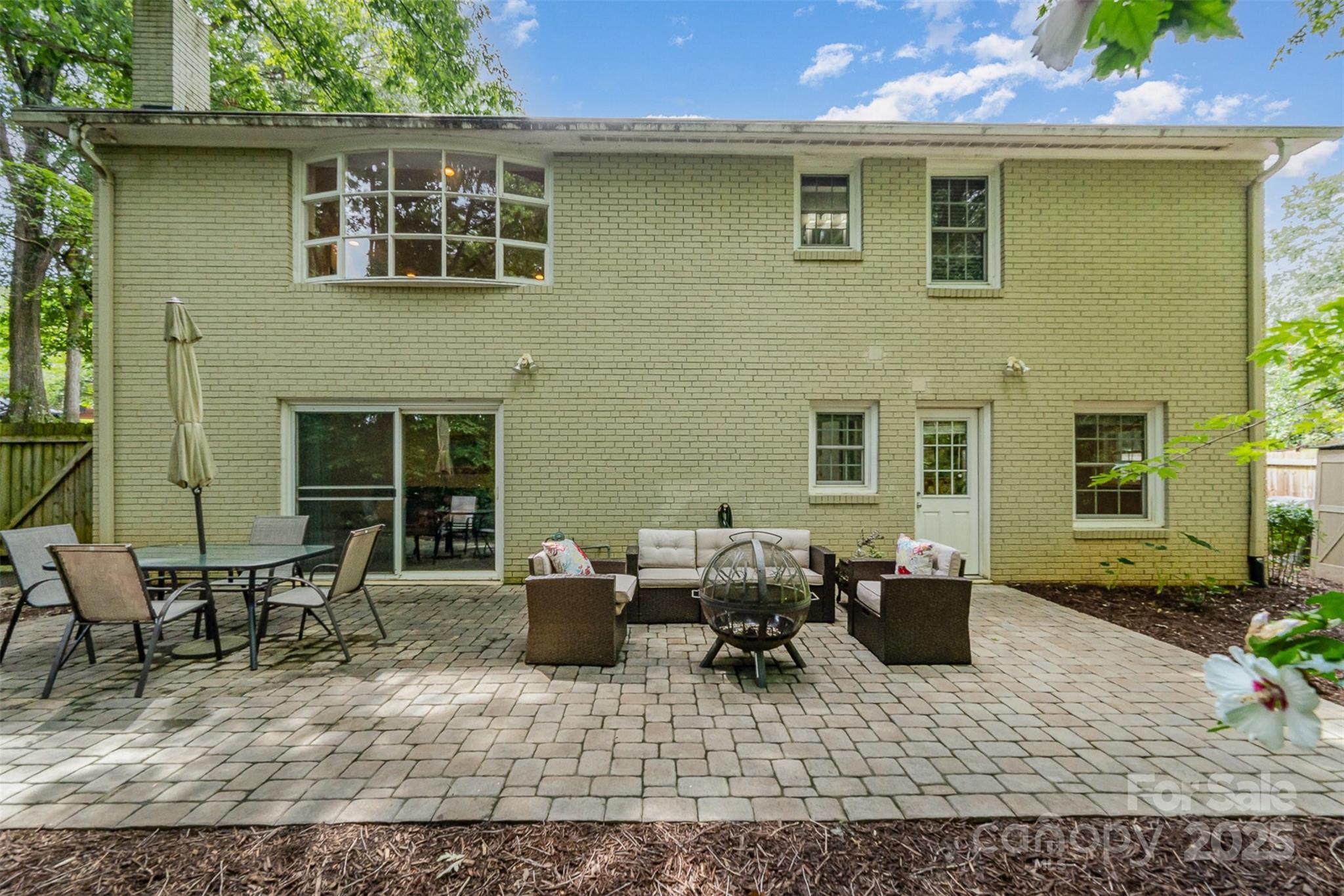 6935 Woodstock Drive