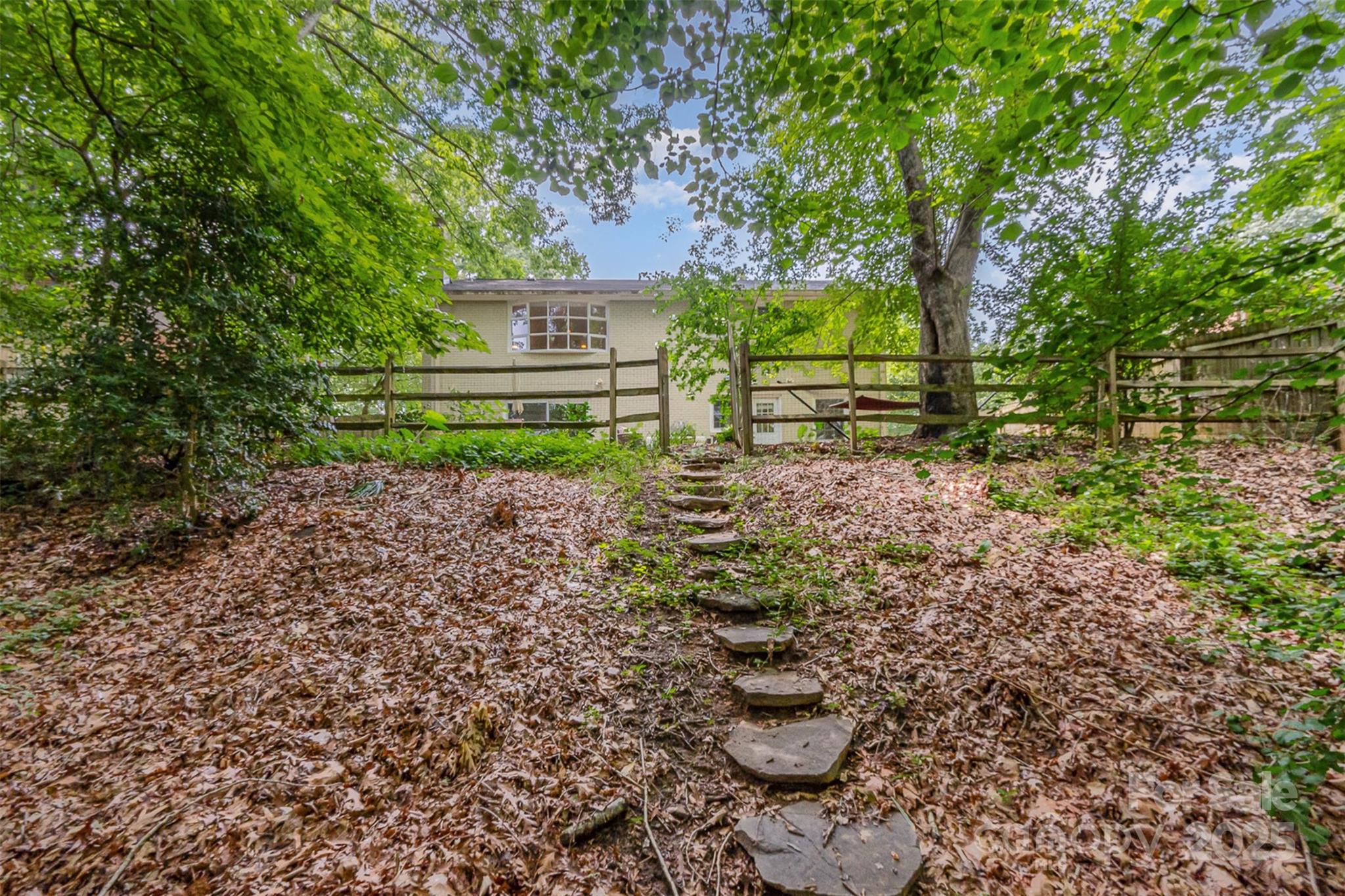 6935 Woodstock Drive