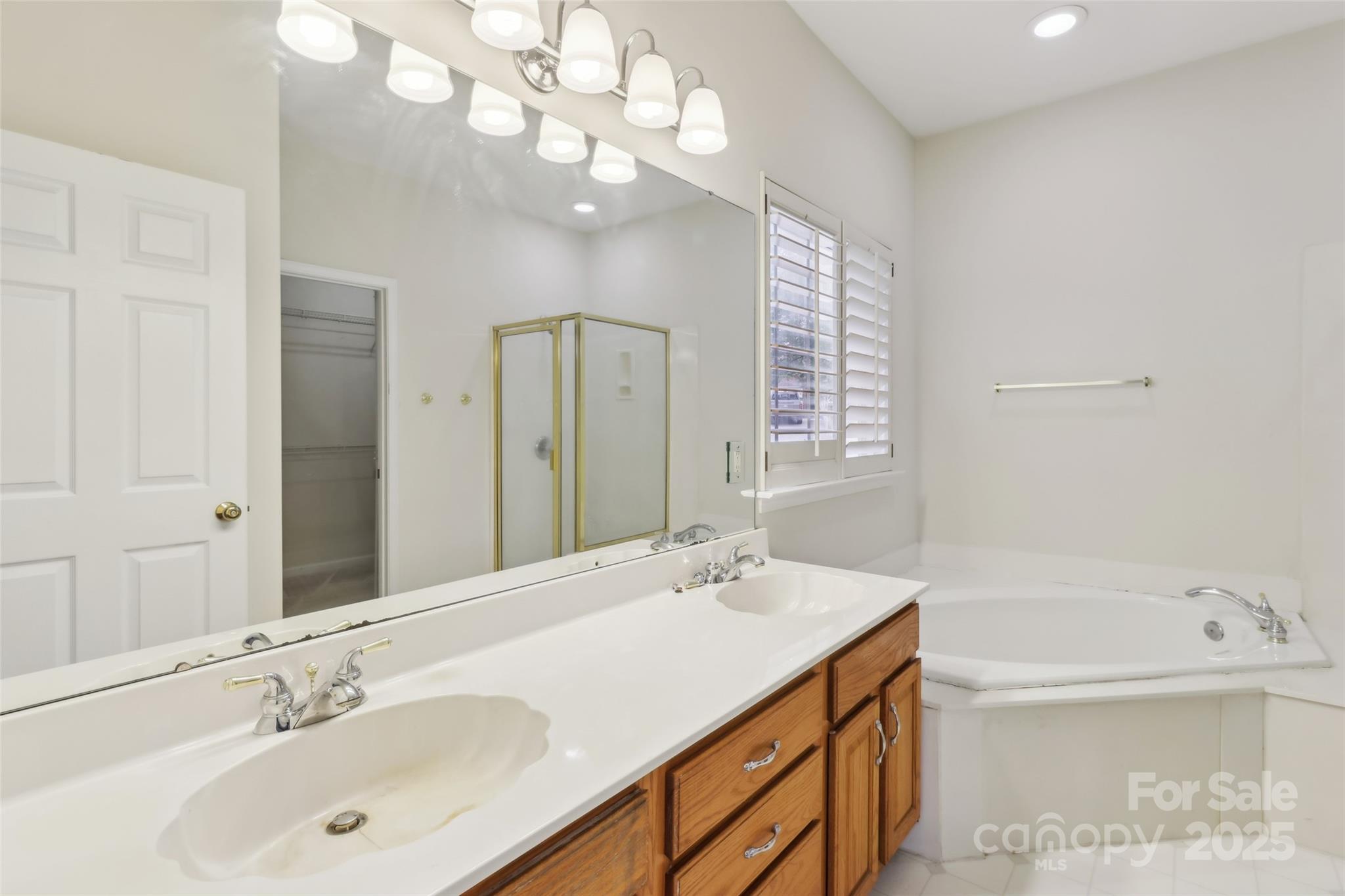 2321 Oberwood Drive