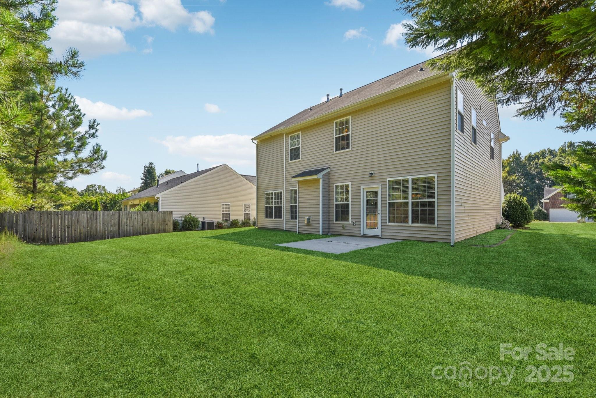 3149 Pine Bluff Way