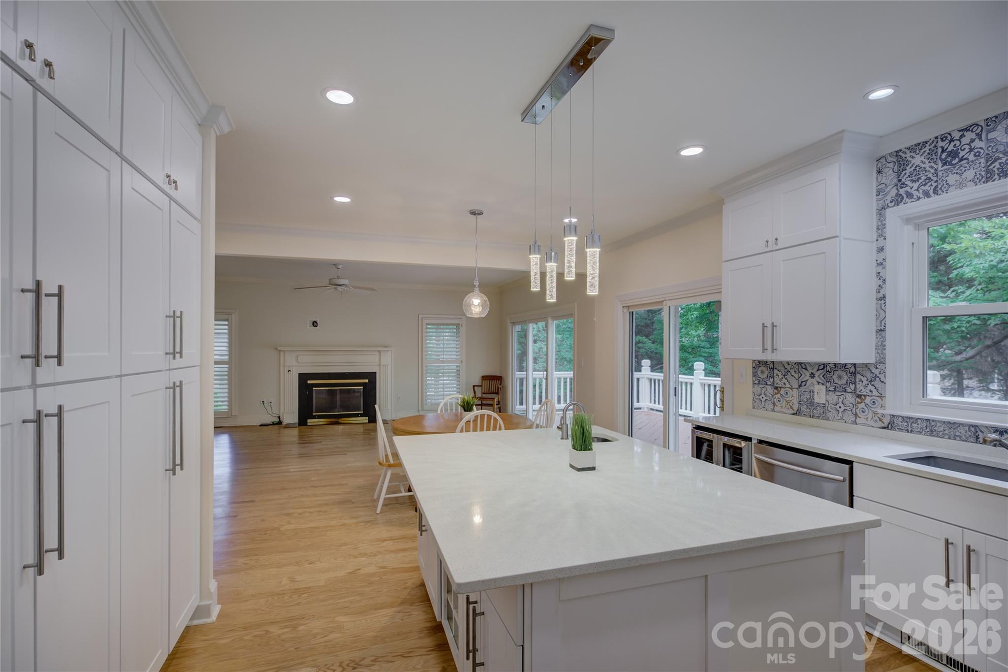 15608 Woodland Ridge Lane Unit: 13