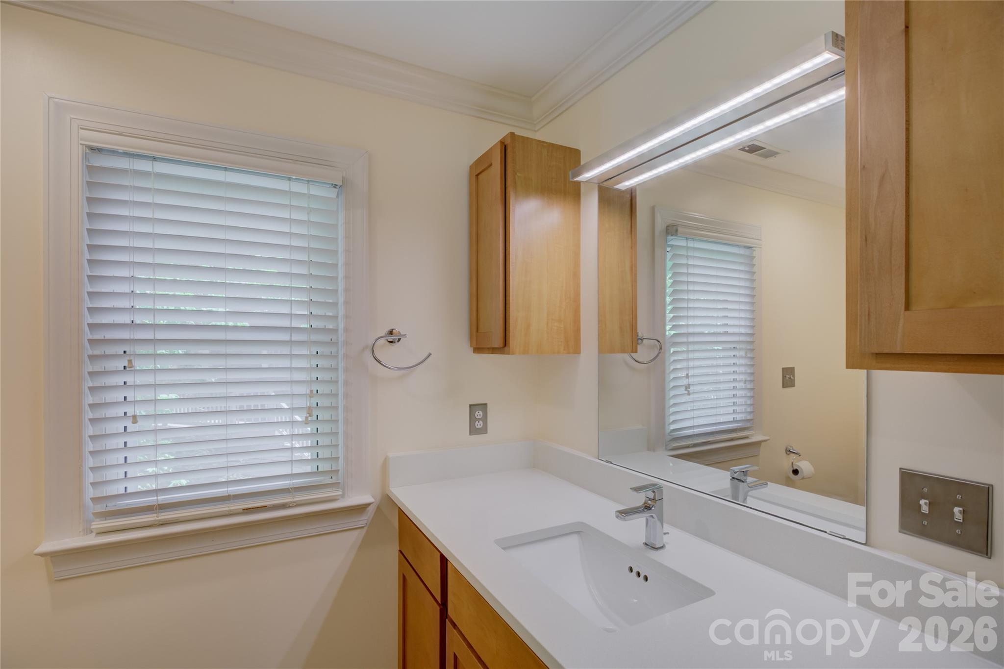15608 Woodland Ridge Lane Unit: 13