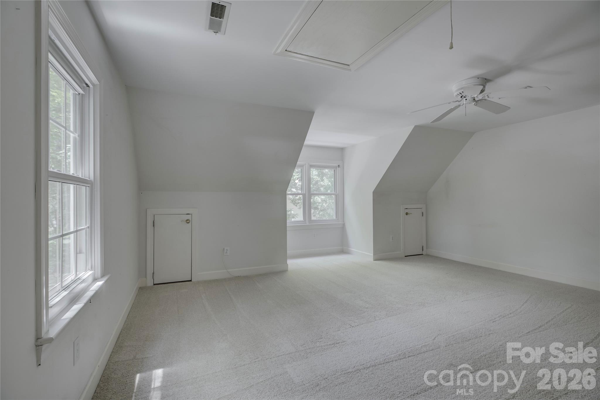 15608 Woodland Ridge Lane Unit: 13