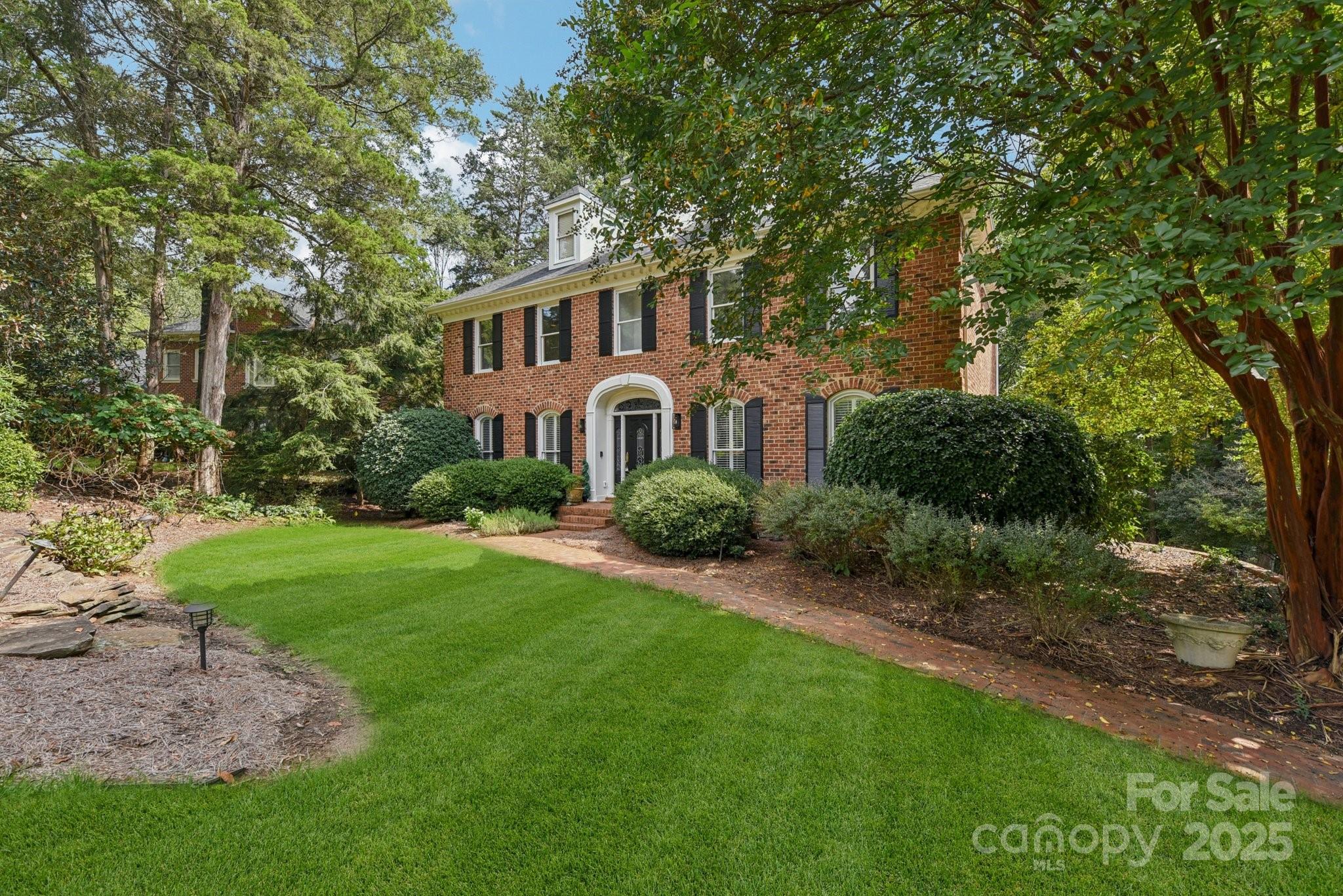 6911 Chatford Lane