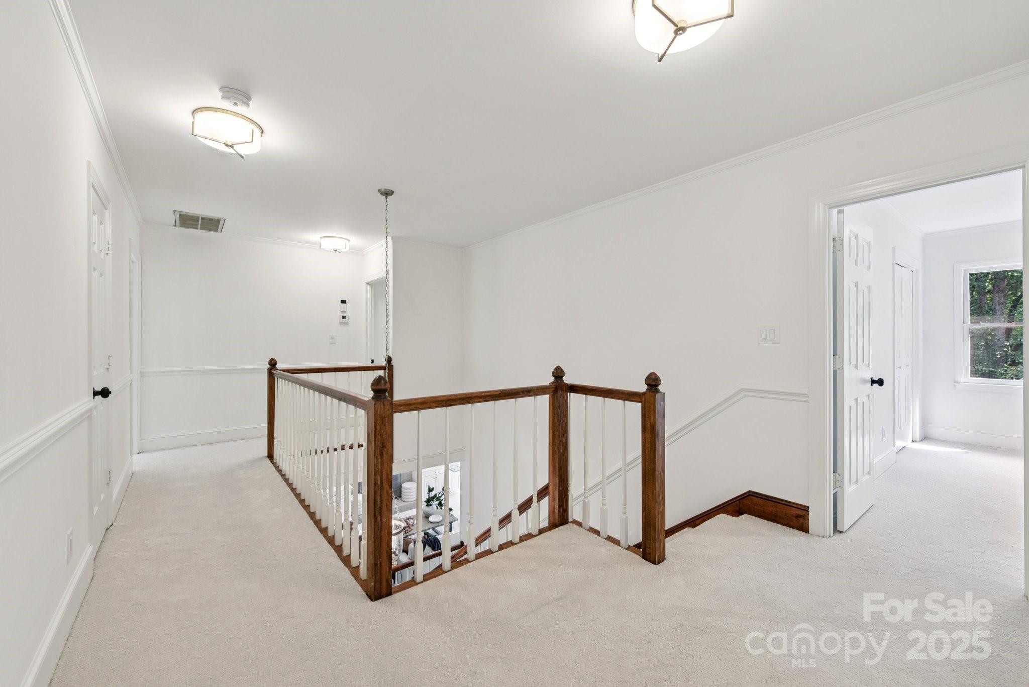 6911 Chatford Lane