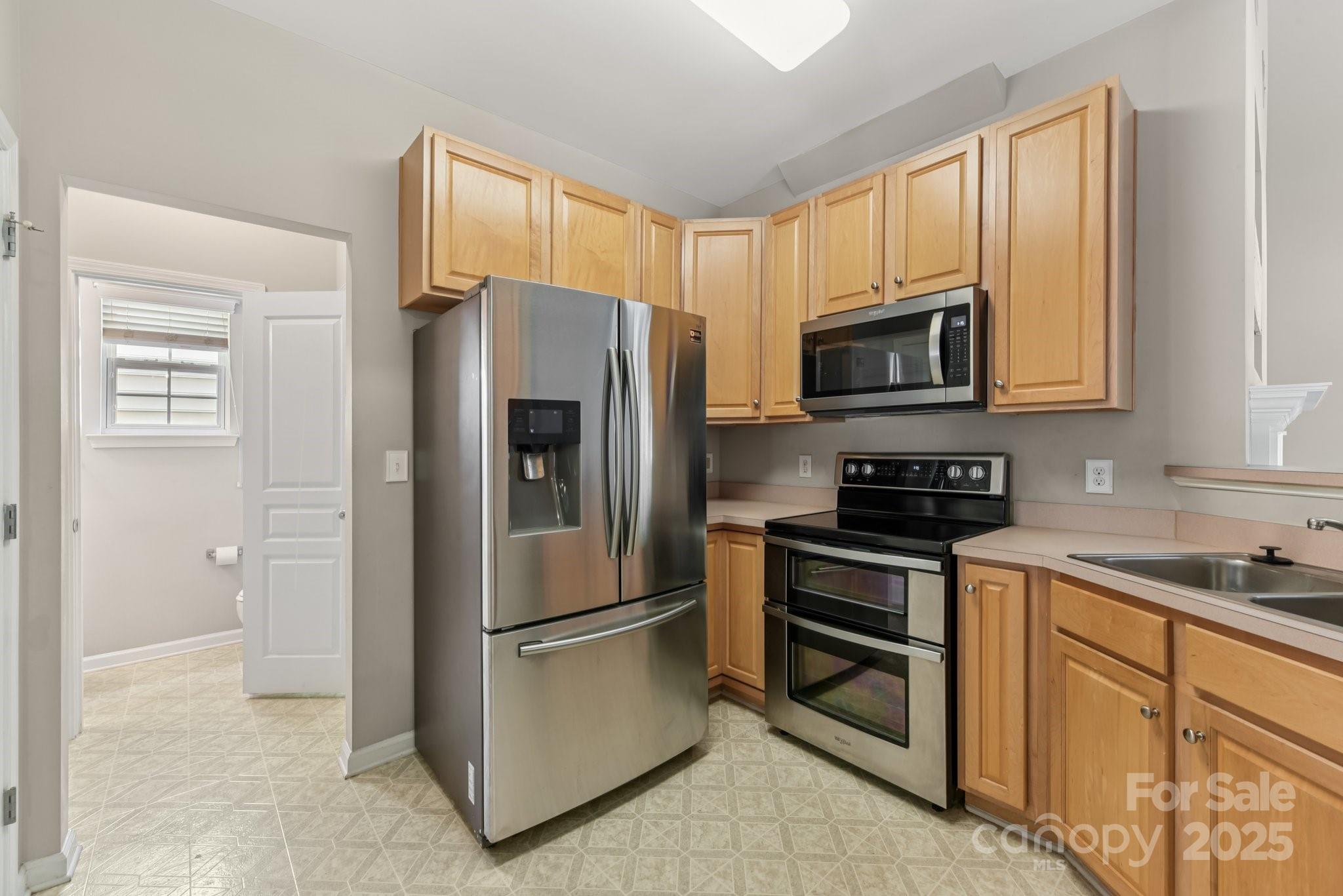 6506 Avonlea Court