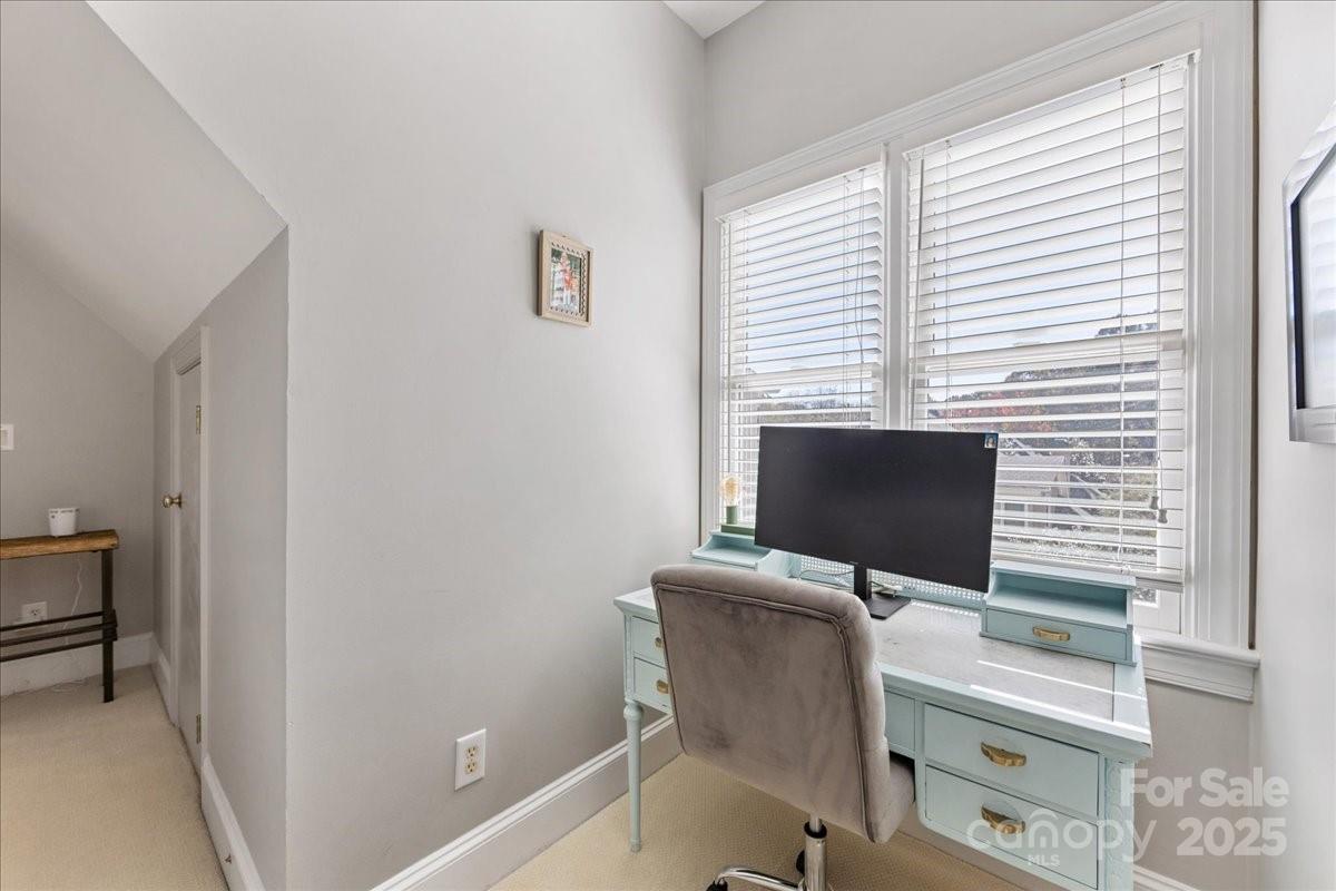7625 Seton House Lane