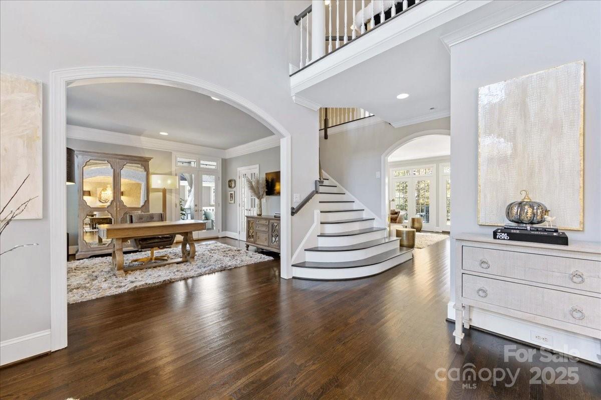 7625 Seton House Lane