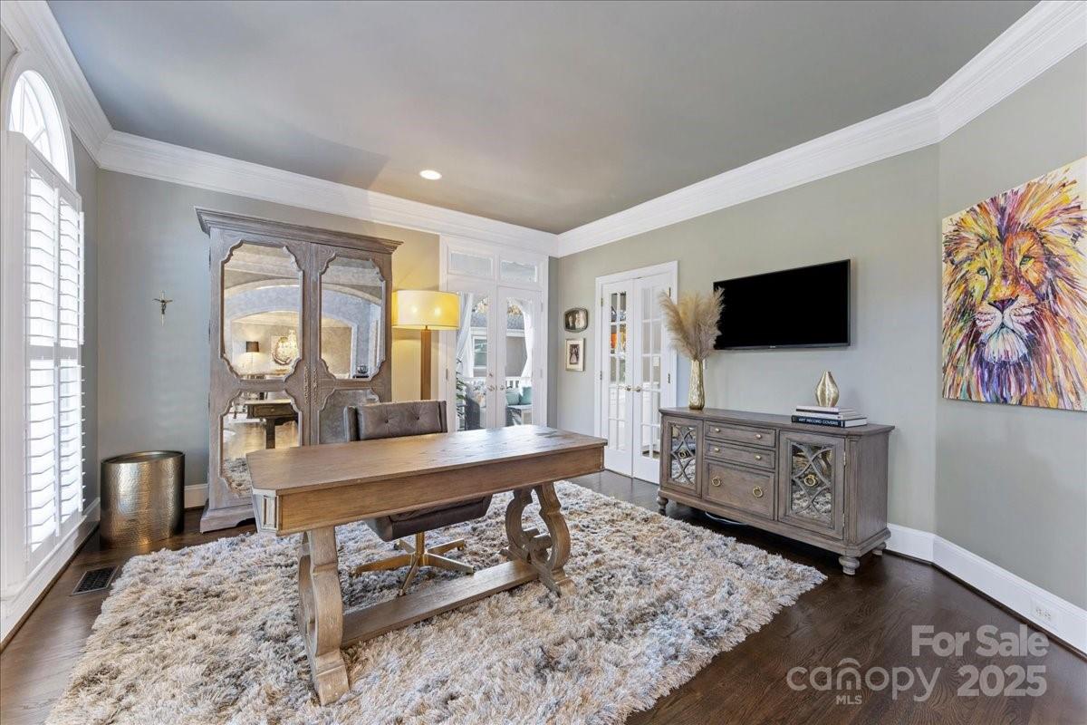 7625 Seton House Lane