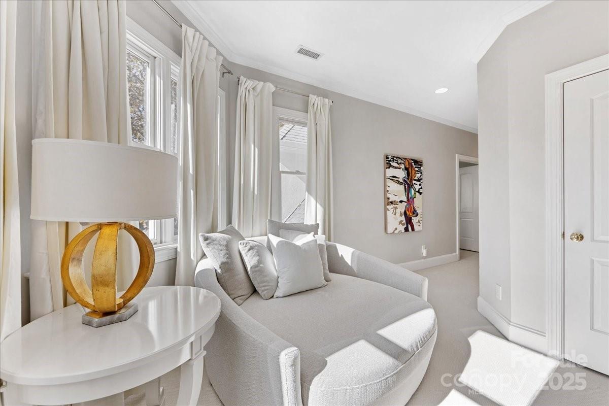 7625 Seton House Lane