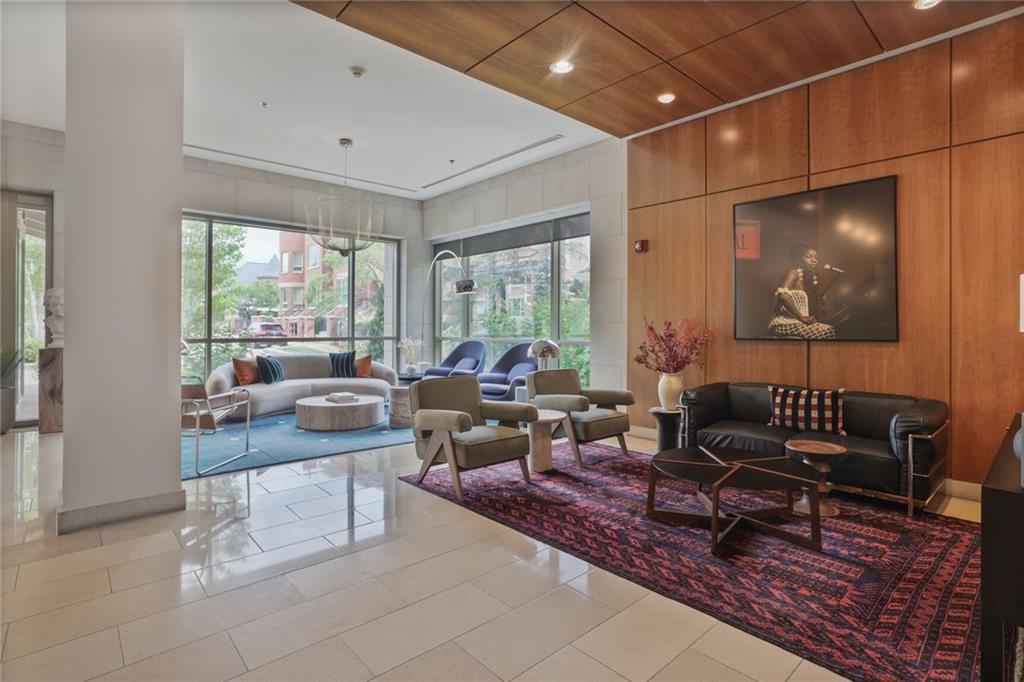 4950 Central Street Unit: 206