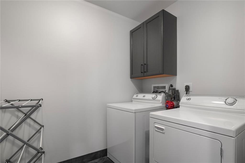 4950 Central Street Unit: 206
