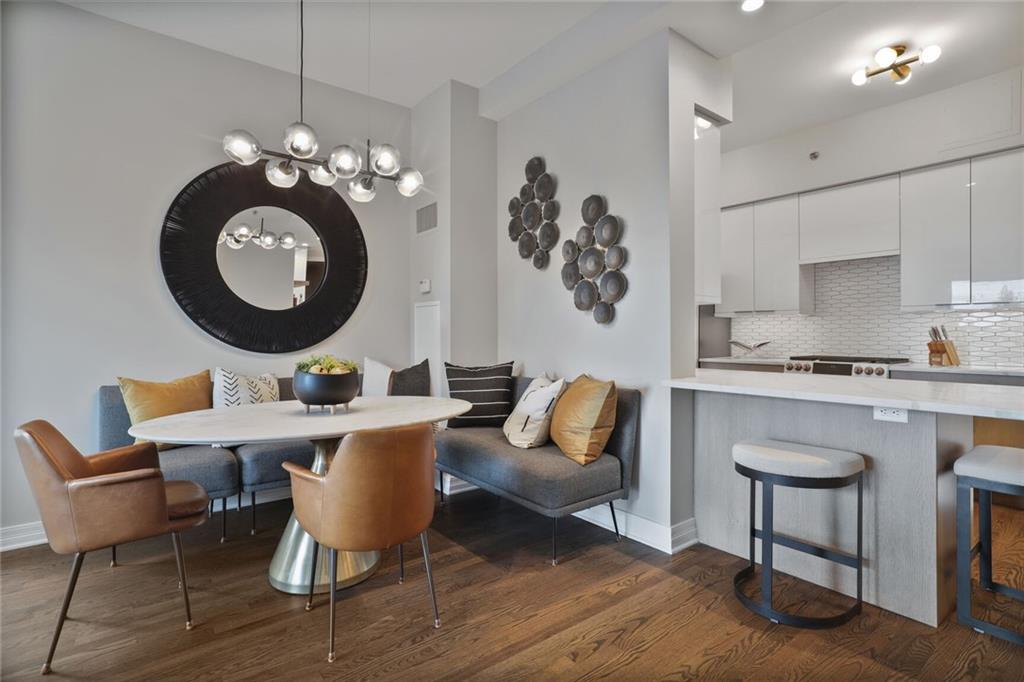 4950 Central Street Unit: 206