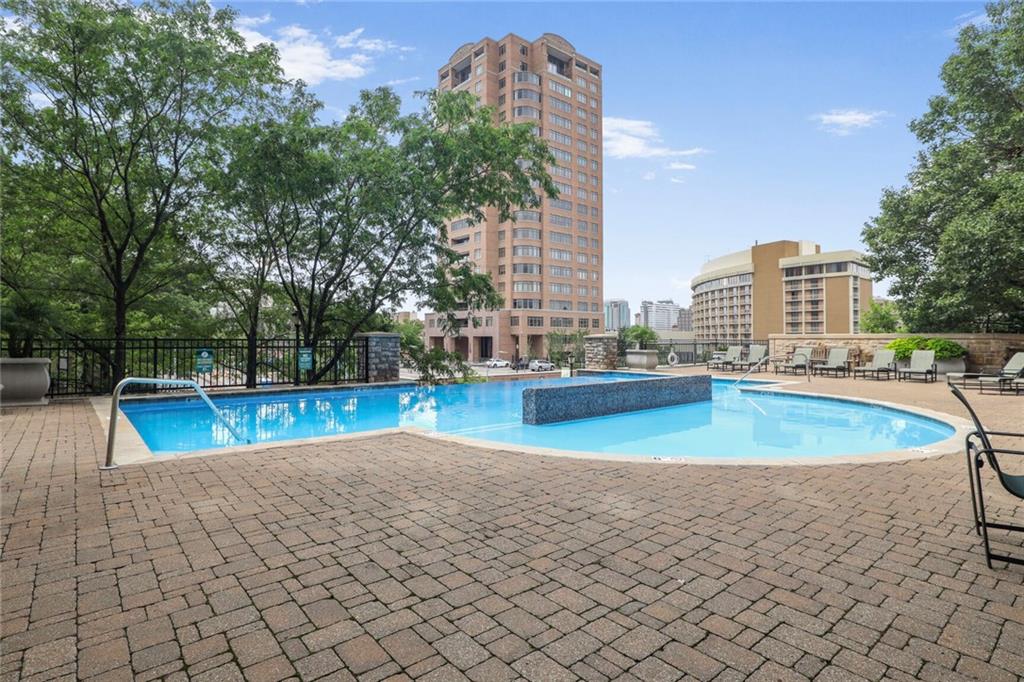 4950 Central Street Unit: 206